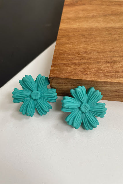 Polymer Clay Earrings – Light teal flowers