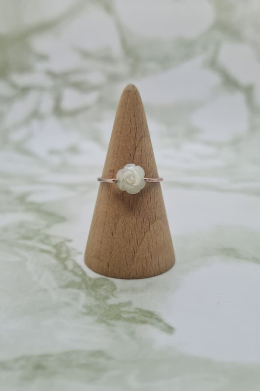 Rose Gold plated Copper Mother of Pearl Rose Swivel ring